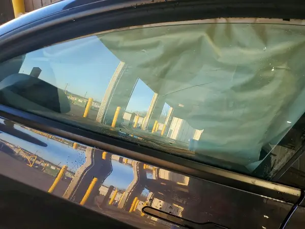 5YJ3E1EA5SF022523 2025 TESLA MODEL 3 - Image 8