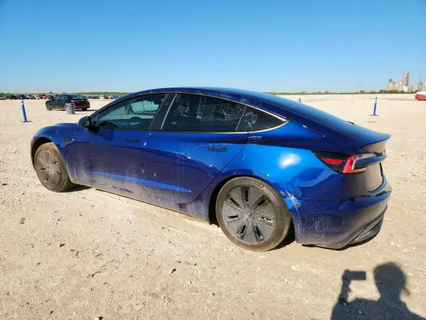 5YJ3E1EA5SF024160 2025 TESLA MODEL 3 - Image 2