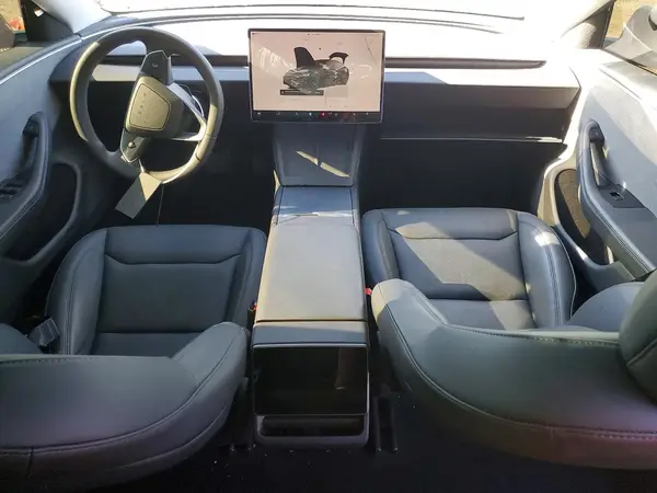 5YJ3E1EA5SF025700 2025 TESLA MODEL 3 - Image 8