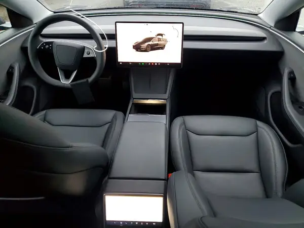 5YJ3E1EA5SF030668 2025 TESLA MODEL 3 - Image 8