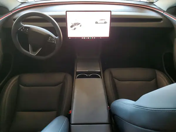 5YJ3E1EA5SF030735 2025 TESLA MODEL 3 - Image 8