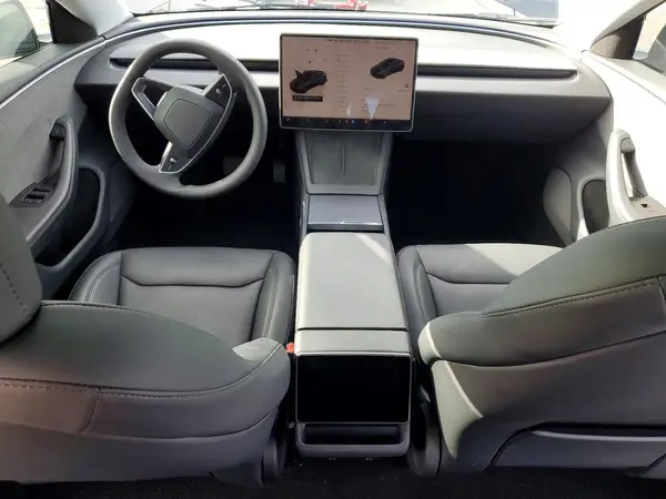 5YJ3E1EA5SF030864 2025 TESLA MODEL 3 - Image 8