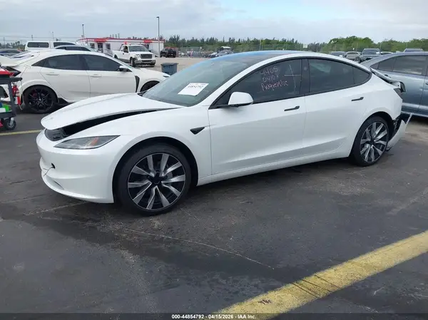 5YJ3E1EA5SF044151 2025 TESLA MODEL 3 - Image 2