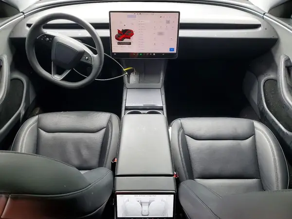 5YJ3E1EA5SF044800 2025 TESLA MODEL 3 - Image 8