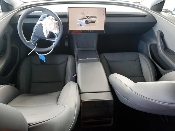 5YJ3E1EA5SF046840 2025 TESLA MODEL 3 - Image 8