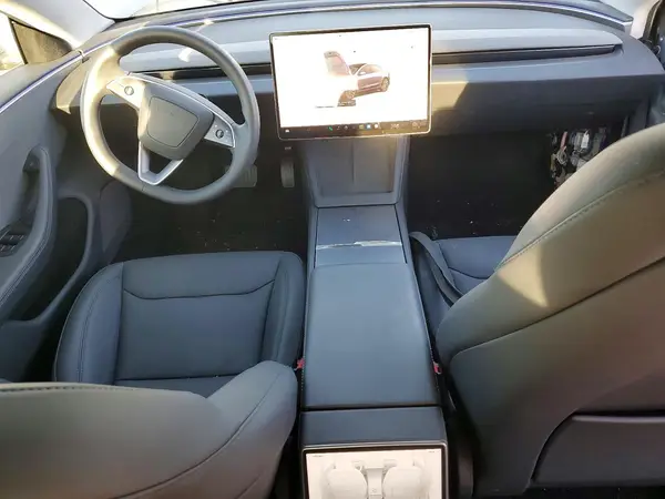 5YJ3E1EA5SF047003 2025 TESLA MODEL 3 - Image 8
