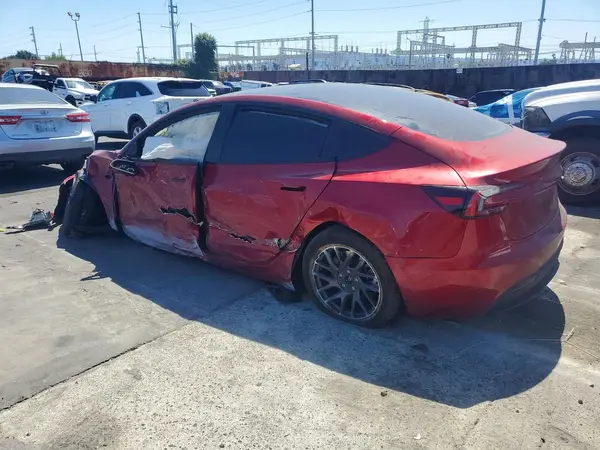 5YJ3E1EA5SF056607 2025 TESLA MODEL 3 - Image 2