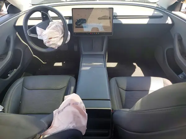 5YJ3E1EA5SF058518 2025 TESLA MODEL 3 - Image 8