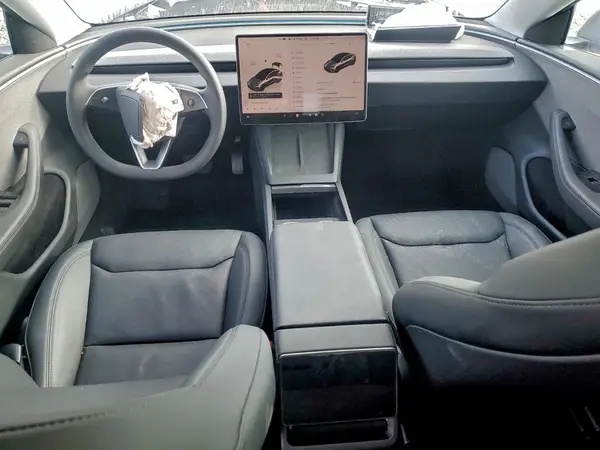 5YJ3E1EA5SF066666 2025 TESLA MODEL 3 - Image 8