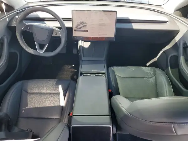 5YJ3E1EA5SF066702 2025 TESLA MODEL 3 - Image 8