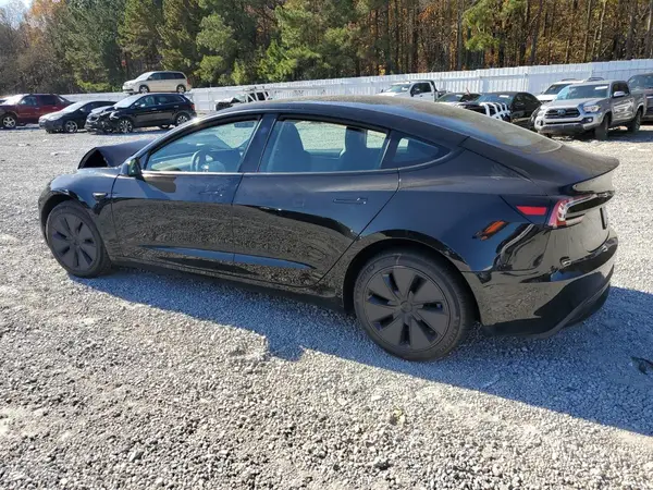 5YJ3E1EA5SF067378 2025 TESLA MODEL 3 - Image 2