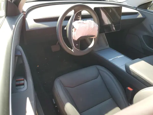 5YJ3E1EA5SF067378 2025 TESLA MODEL 3 - Image 8