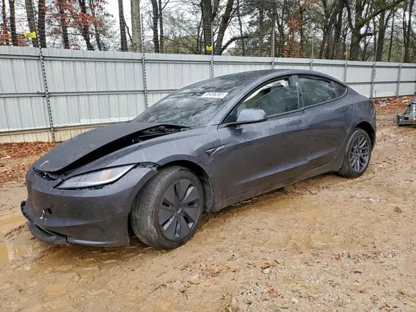 5YJ3E1EA5SF075013 2025 TESLA MODEL 3 - Image 1
