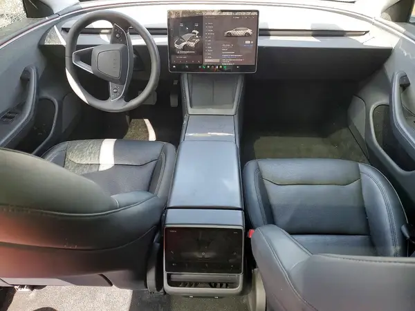 5YJ3E1EA5SF075688 2025 TESLA MODEL 3 - Image 8