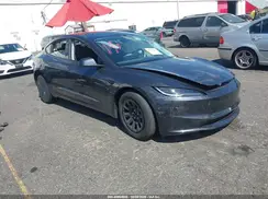 5YJ3E1EA5SF138286 2025 TESLA MODEL 3