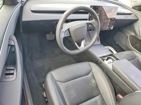 5YJ3E1EA5SF877545 2025 TESLA MODEL 3 - Image 8