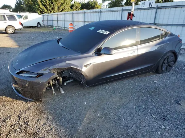 5YJ3E1EA5SF883359 2025 TESLA MODEL 3 - Image 1