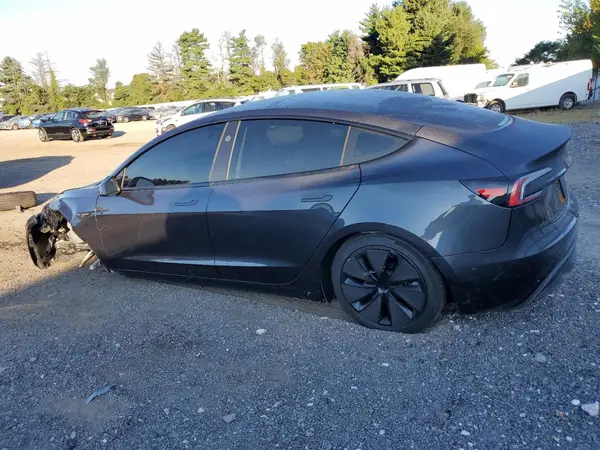 5YJ3E1EA5SF883359 2025 TESLA MODEL 3 - Image 2