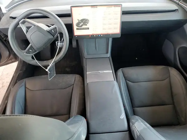 5YJ3E1EA5SF892899 2025 TESLA MODEL 3 - Image 8