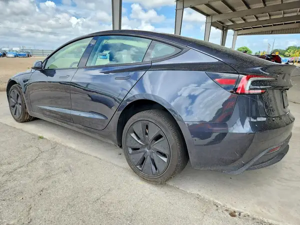 5YJ3E1EA5SF919406 2025 TESLA MODEL 3 - Image 2