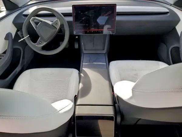 5YJ3E1EA5SF921396 2025 TESLA MODEL 3 - Image 8