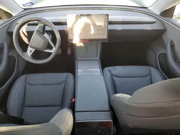 5YJ3E1EA5SF929501 2025 TESLA MODEL 3 - Image 8