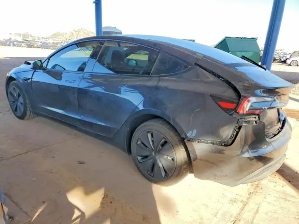 5YJ3E1EA5SF930678 2025 TESLA MODEL 3 - Image 2