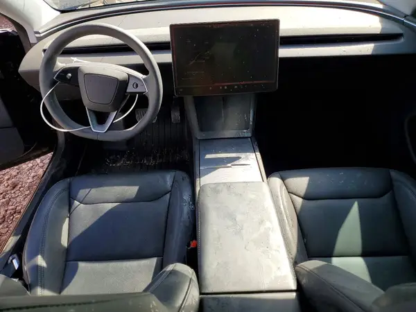 5YJ3E1EA5SF930678 2025 TESLA MODEL 3 - Image 8