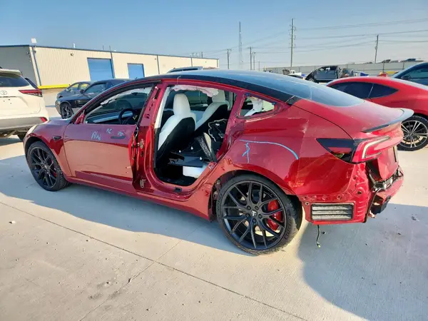 5YJ3E1EA5SF932074 2025 TESLA MODEL 3 - Image 2