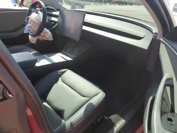 5YJ3E1EA5SF942524 2025 TESLA MODEL 3 - Image 8