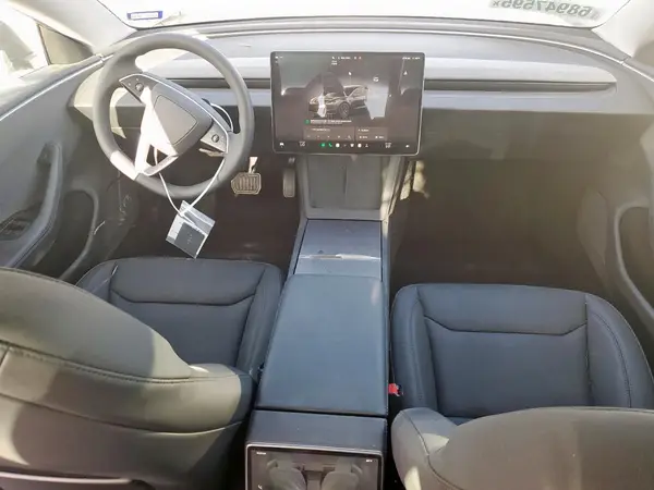 5YJ3E1EA5SF949604 2025 TESLA MODEL 3 - Image 8