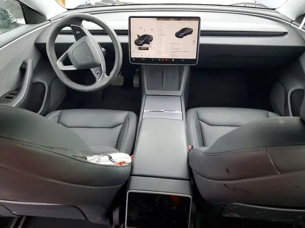 5YJ3E1EA5SF952163 2025 TESLA MODEL 3 - Image 8
