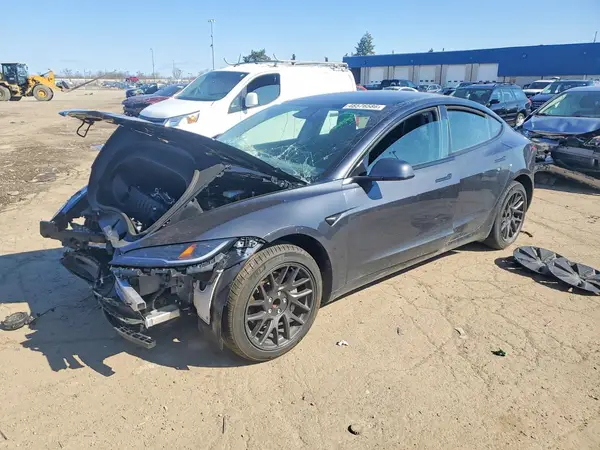 5YJ3E1EA5SF953829 2025 TESLA MODEL 3 - Image 1