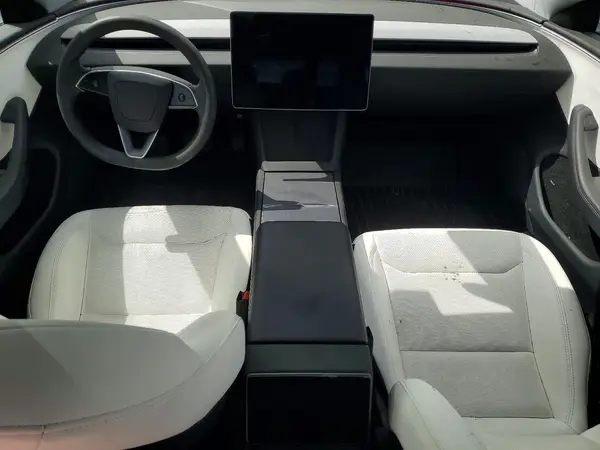 5YJ3E1EA5SF967911 2025 TESLA MODEL 3 - Image 8
