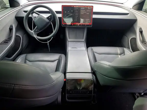 5YJ3E1EA5SF969304 2025 TESLA MODEL 3 - Image 8