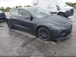 5YJ3E1EA5SF970405 2025 TESLA MODEL 3