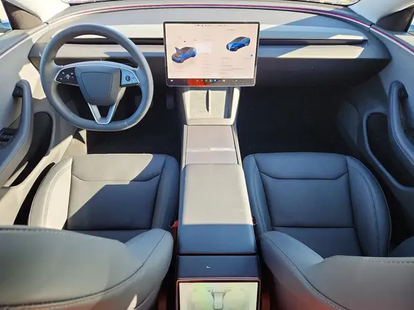 5YJ3E1EA5SF971019 2025 TESLA MODEL 3 - Image 8