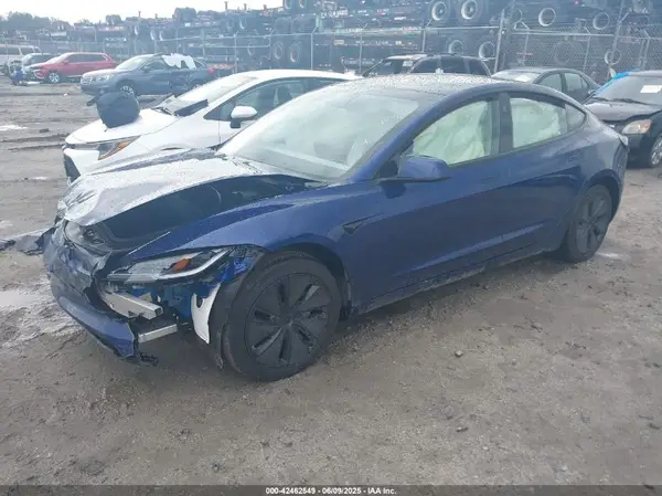 5YJ3E1EA5SF972803 2025 TESLA MODEL 3 - Image 2