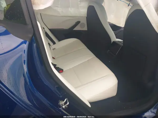 5YJ3E1EA5SF972803 2025 TESLA MODEL 3 - Image 8