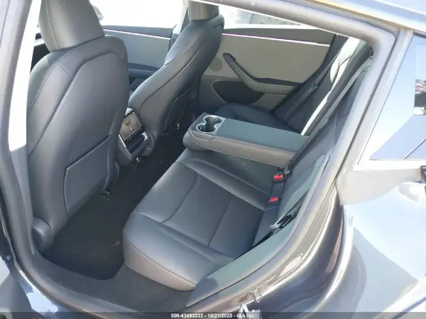 5YJ3E1EA5SF980285 2025 TESLA MODEL 3 - Image 8