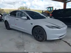 5YJ3E1EA5SF980660 2025 TESLA MODEL 3