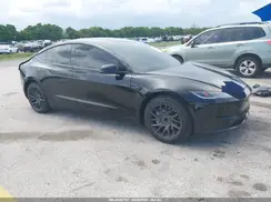 5YJ3E1EA5SF980738 2025 TESLA MODEL 3