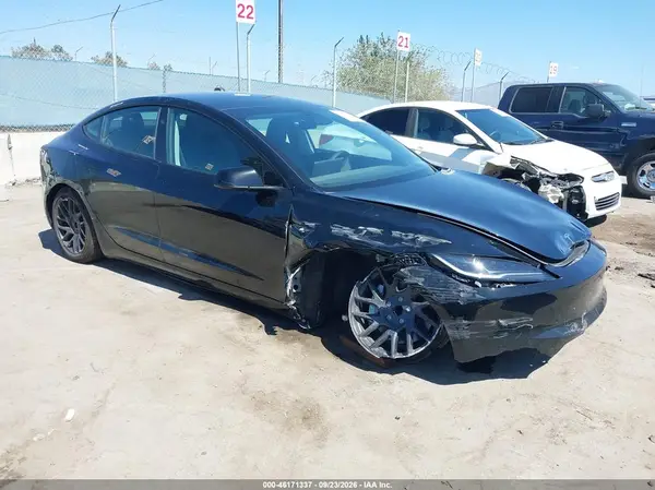 5YJ3E1EA5SF980920 2025 TESLA MODEL 3 - Image 1
