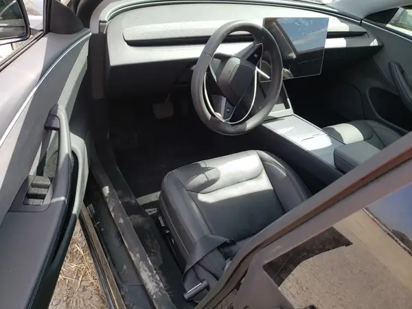 5YJ3E1EA5SF983350 2025 TESLA MODEL 3 - Image 8