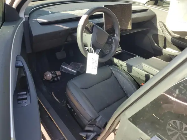 5YJ3E1EA5SF986698 2025 TESLA MODEL 3 - Image 8