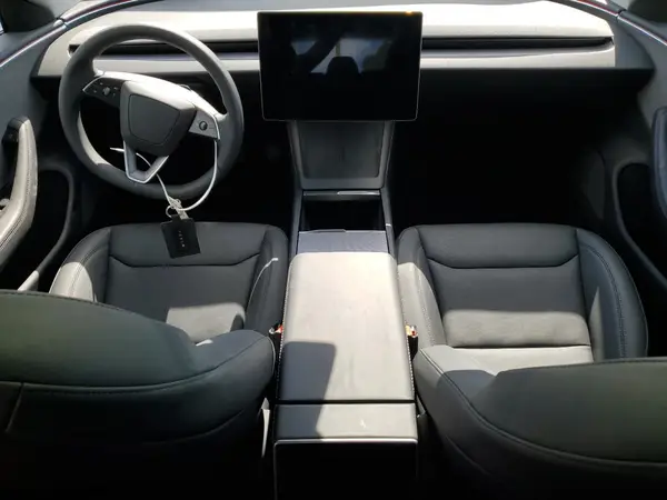 5YJ3E1EA5SF987625 2025 TESLA MODEL 3 - Image 8