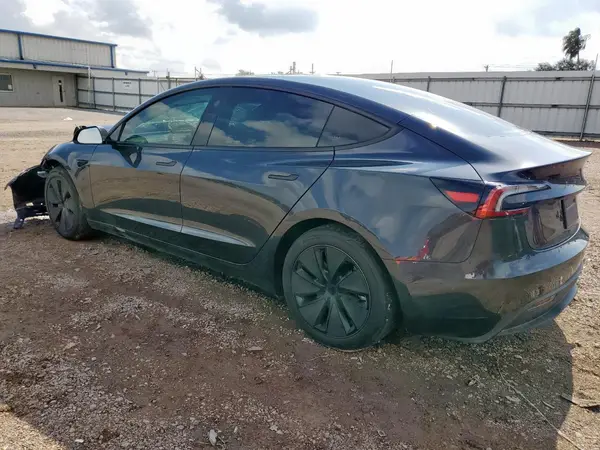 5YJ3E1EA5SF989293 2025 TESLA MODEL 3 - Image 2