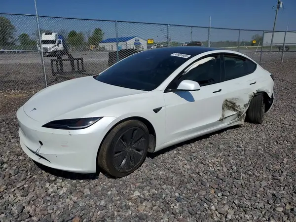 5YJ3E1EA5SF992341 2025 TESLA MODEL 3 - Image 1