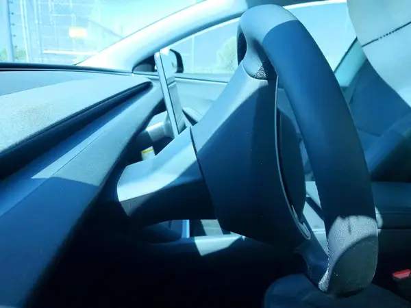 5YJ3E1EA5SF992341 2025 TESLA MODEL 3 - Image 8