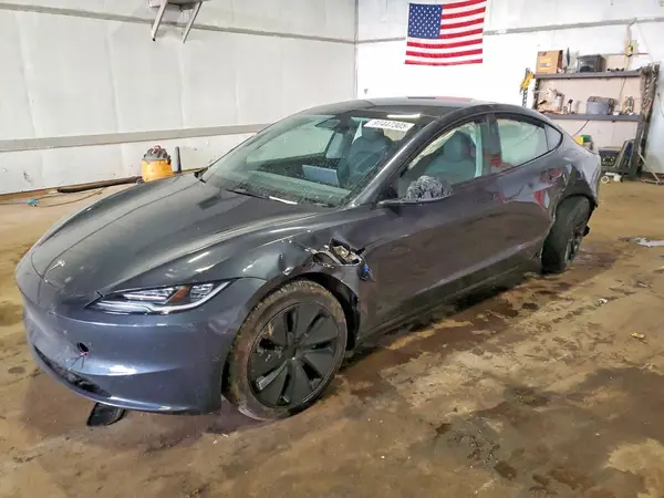 5YJ3E1EA5SF992498 2025 TESLA MODEL 3 - Image 1
